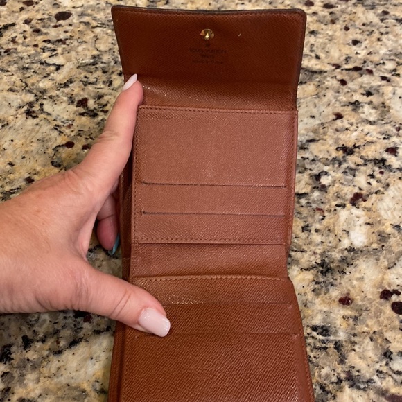 Louis Vuitton monogram vintage tri-fold wallet with coin purse - Picture 5 of 11